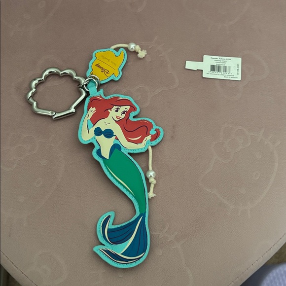 Vera Bradley Ariel bag charm - Picture 3 of 4